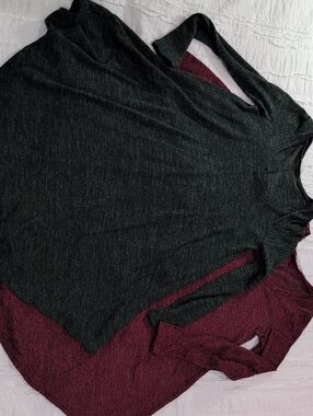 Cozy Long Sleeve Tunic Tops - Dark Green and Wine